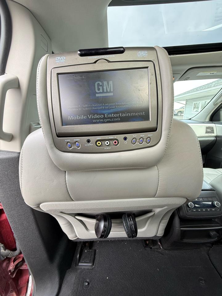 Chevrolet Traverse LTZ AWD 2011