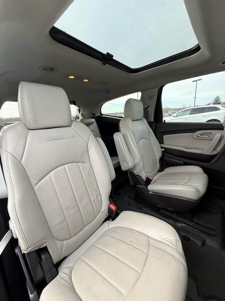 Chevrolet Traverse LTZ AWD 2011