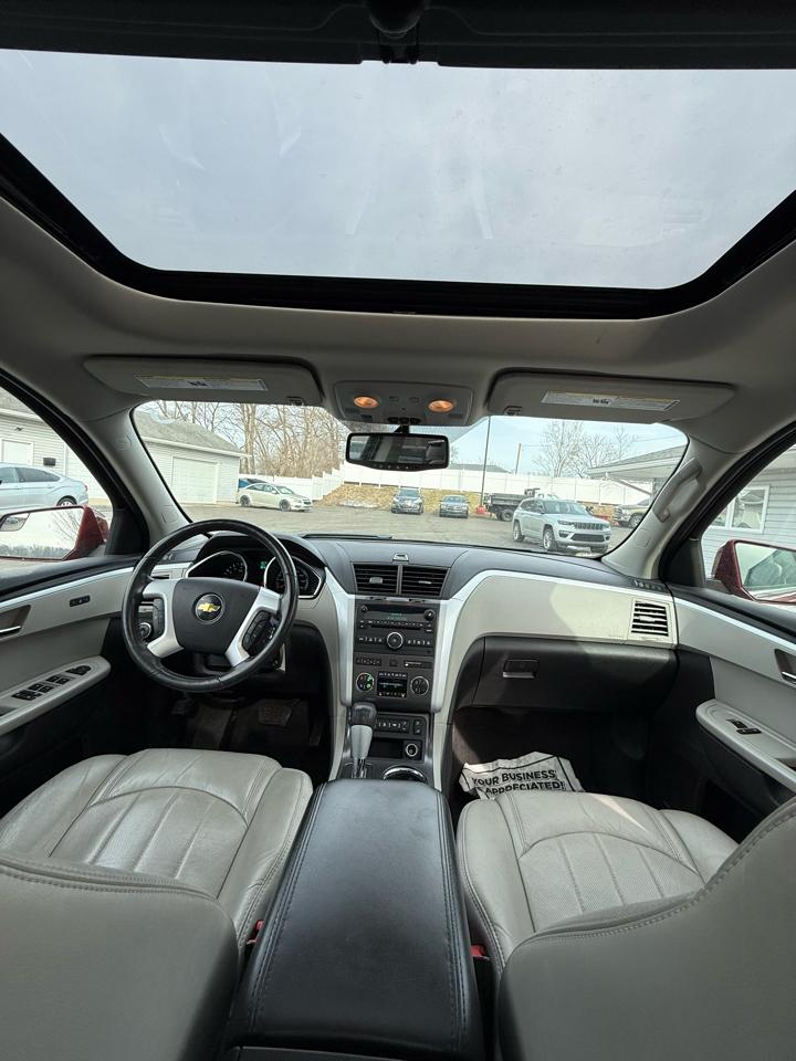Chevrolet Traverse LTZ AWD 2011