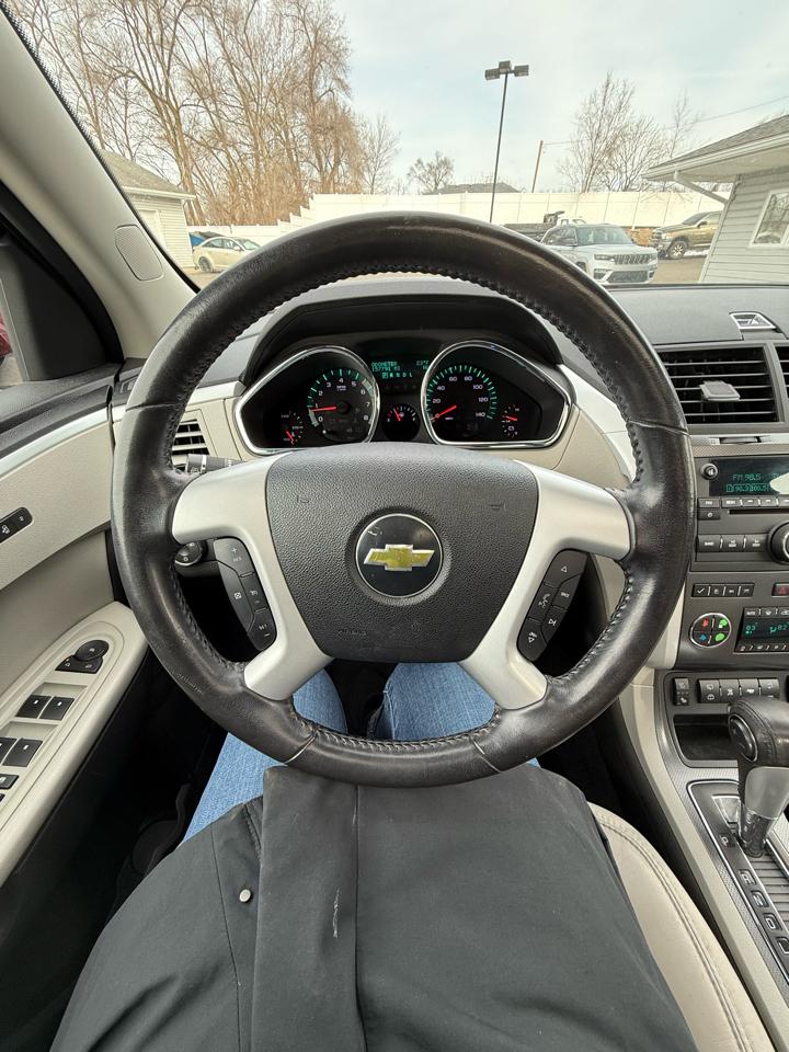 Chevrolet Traverse LTZ AWD 2011