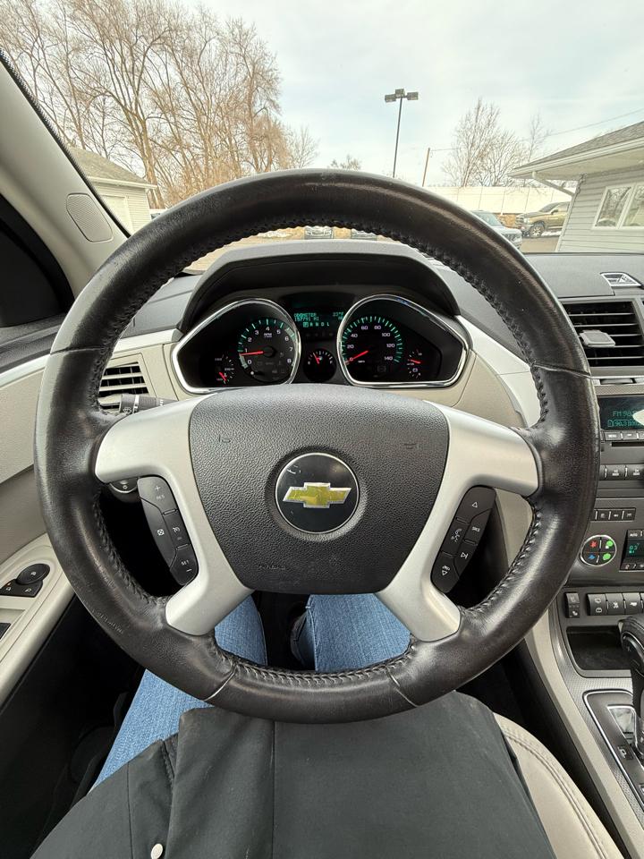 Chevrolet Traverse LTZ AWD 2011