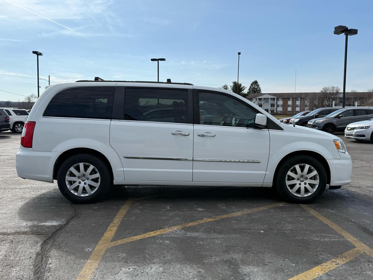 Chrysler Town & Country Touring 2014