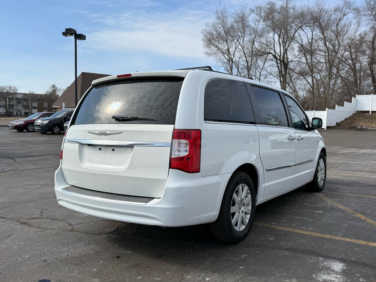 Chrysler Town & Country Touring 2014