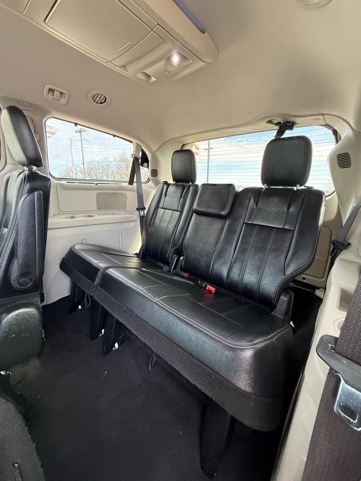 Chrysler Town & Country Touring 2014