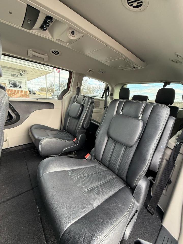 Chrysler Town & Country Touring-L 2014