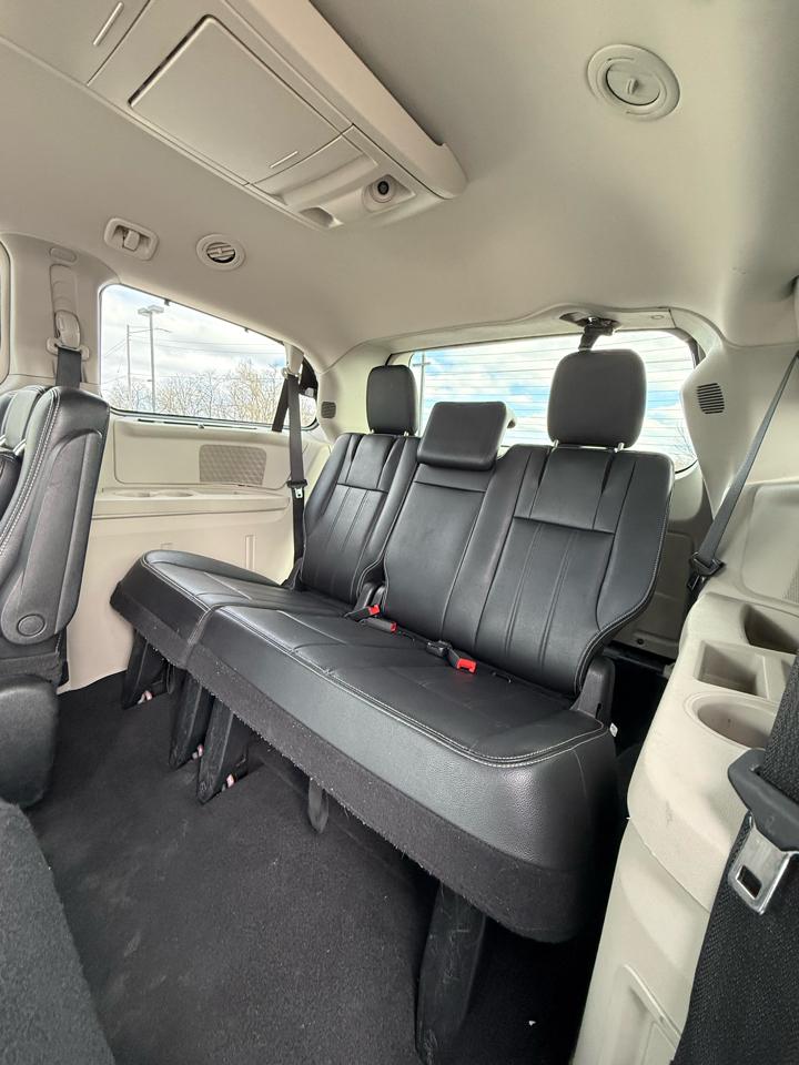 Chrysler Town & Country Touring-L 2014