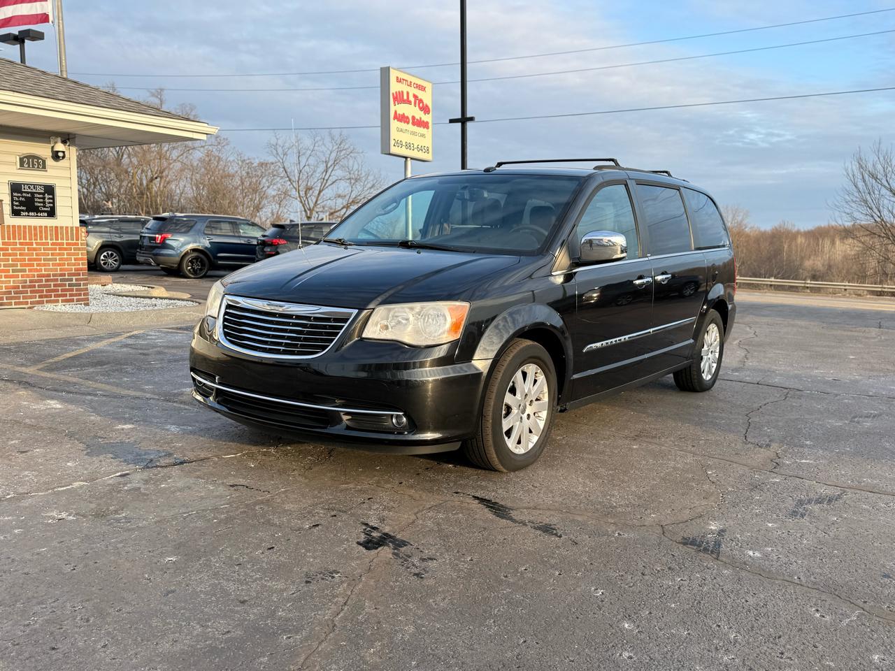 Chrysler Town & Country Touring-L 2011