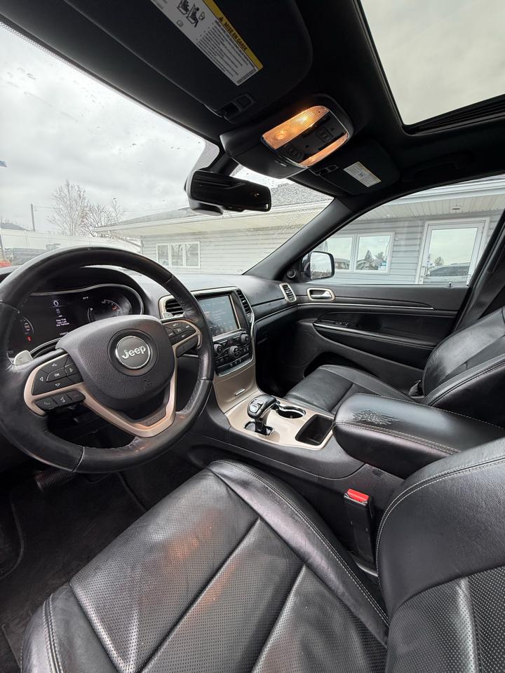 Jeep Grand Cherokee Limited 2WD 2015