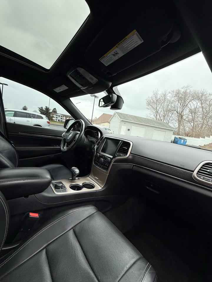 Jeep Grand Cherokee Limited 4WD 2015