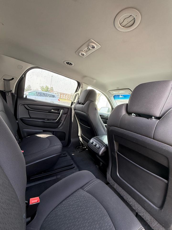 GMC Acadia SLE-2 AWD 2015