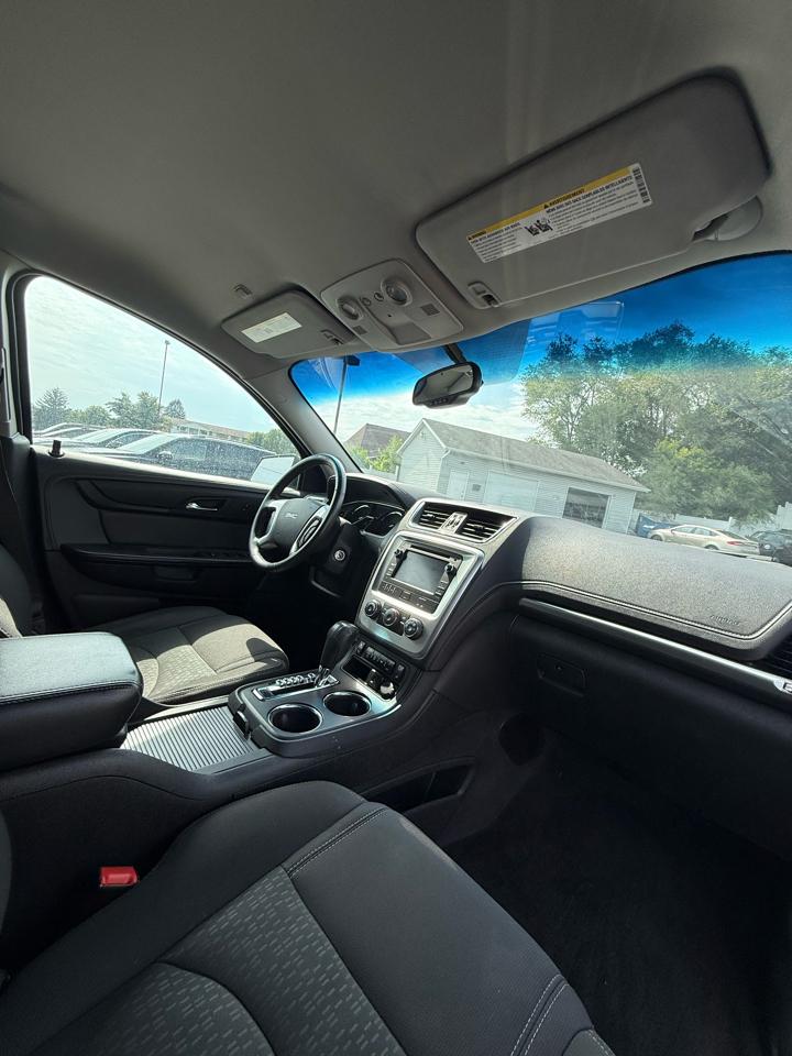 GMC Acadia SLE-2 AWD 2015