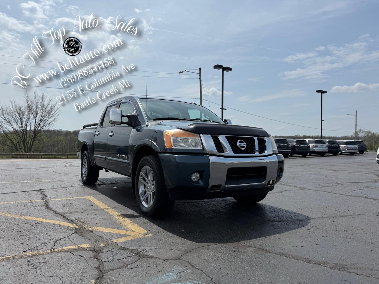 Nissan Titan SV Crew Cab 4WD 2013