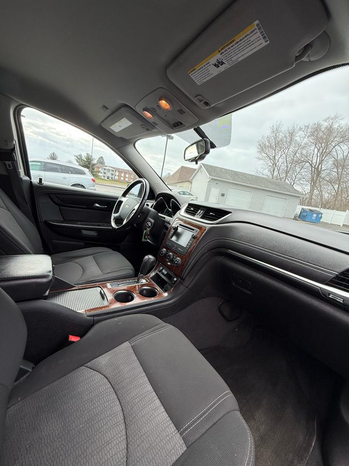 Chevrolet Traverse 1LT FWD 2014