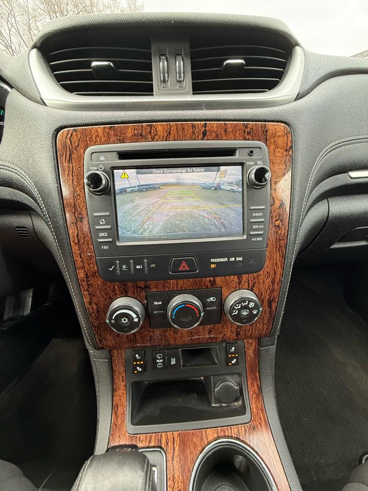 Chevrolet Traverse 1LT FWD 2014