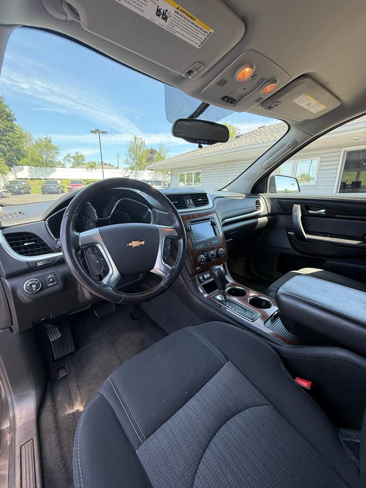 Chevrolet Traverse 1LT FWD 2014