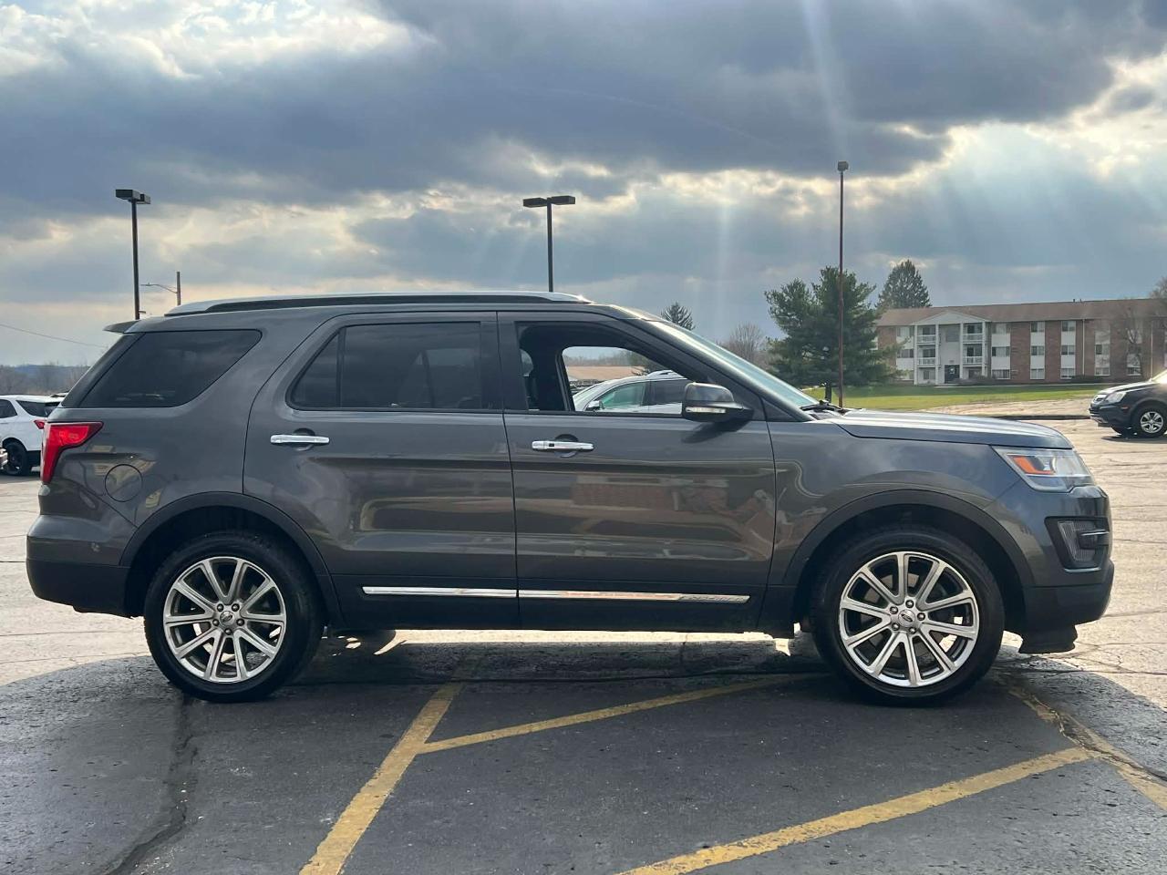 Ford Explorer Limited 4WD 2016