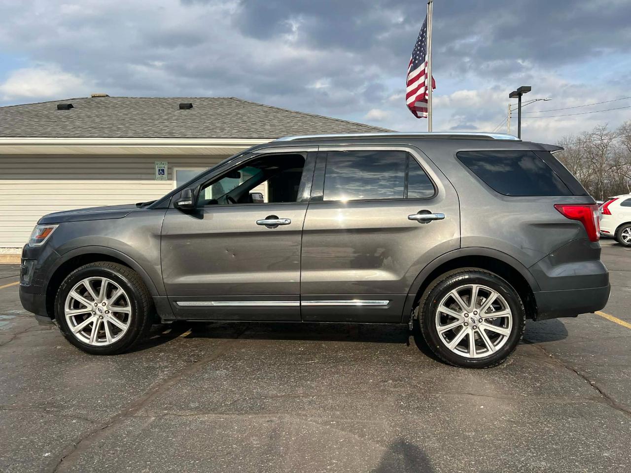Ford Explorer Limited 4WD 2016