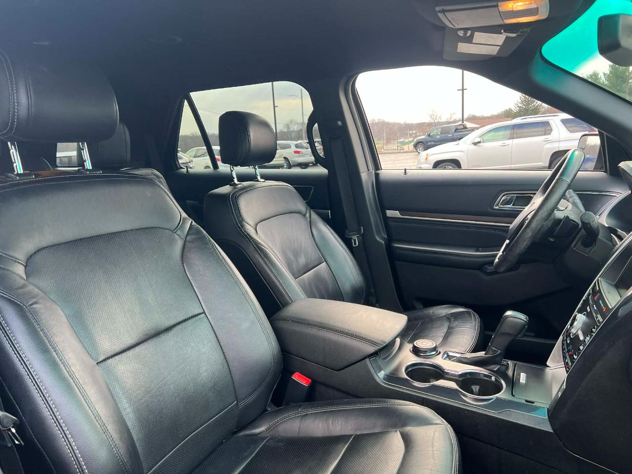 Ford Explorer Limited 4WD 2016