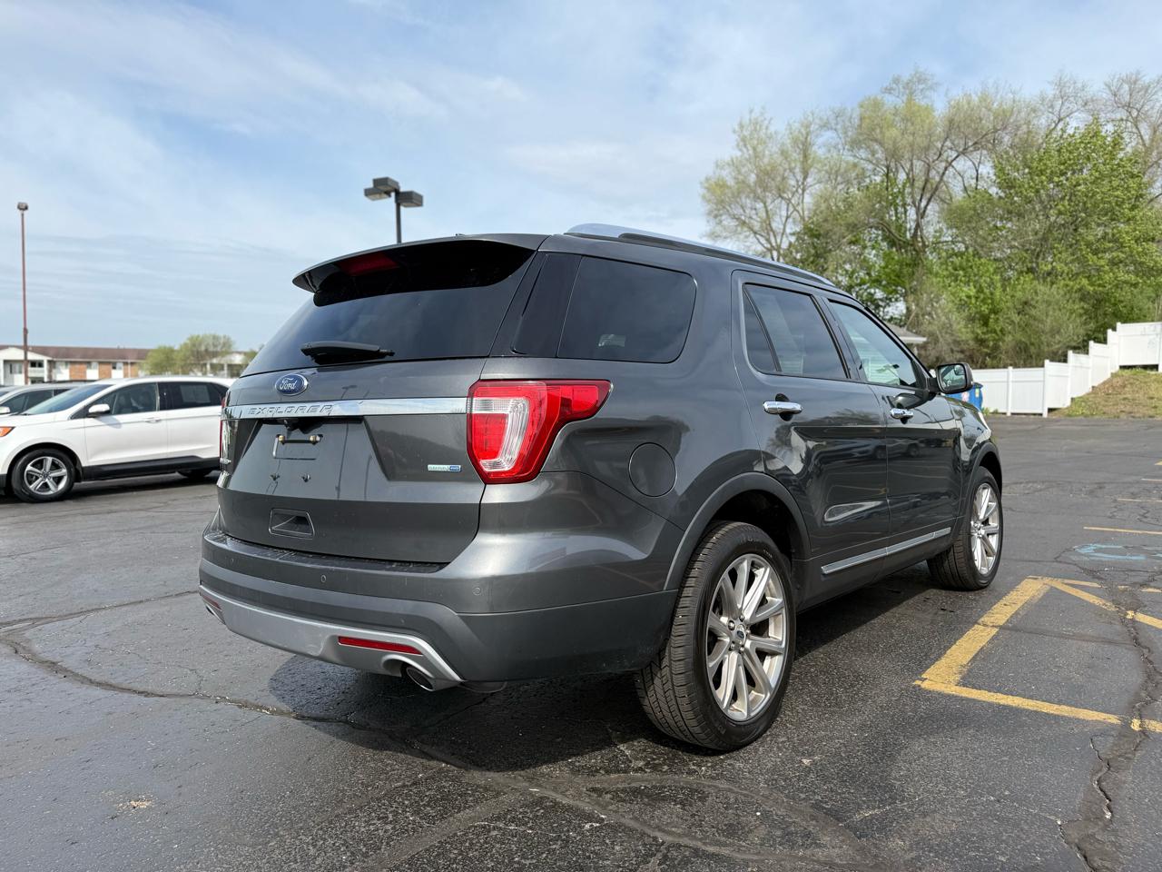 Ford Explorer Limited 4WD 2016