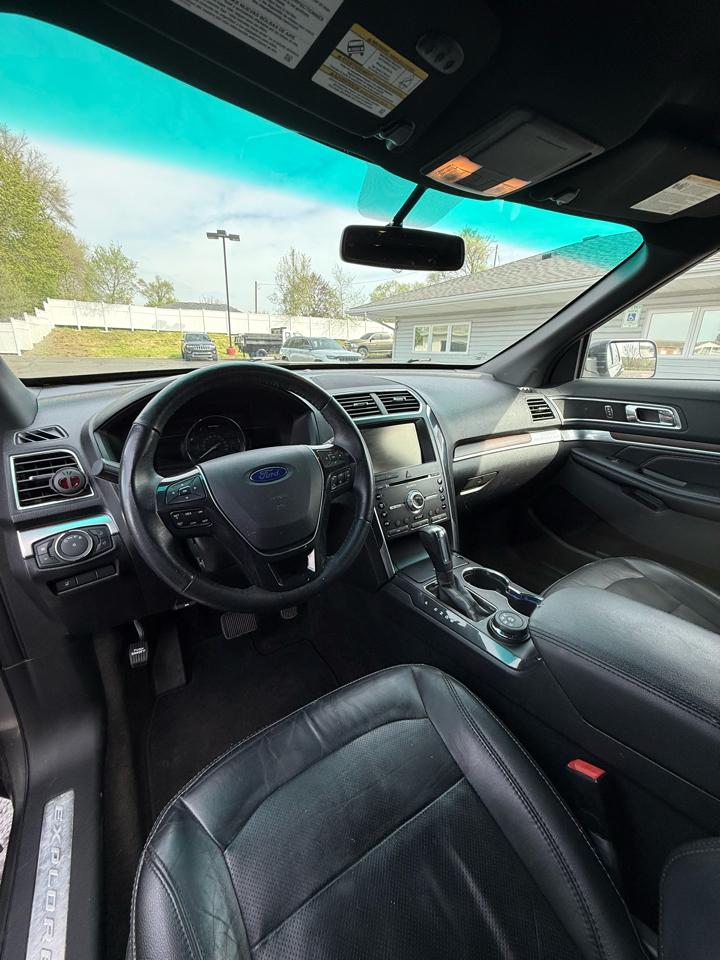 Ford Explorer Limited 4WD 2016