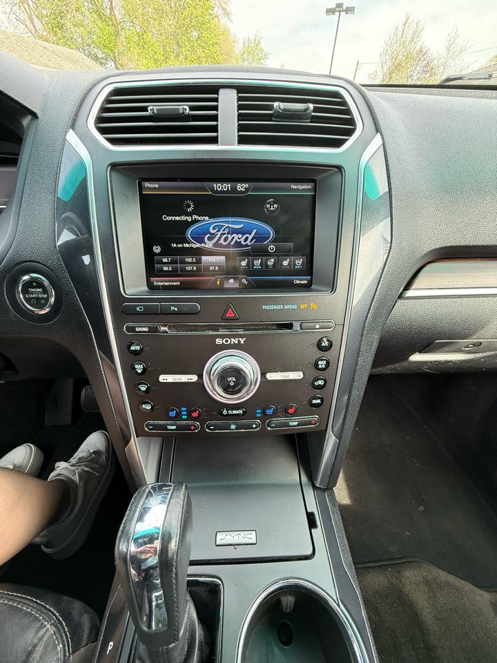 Ford Explorer Limited 4WD 2016