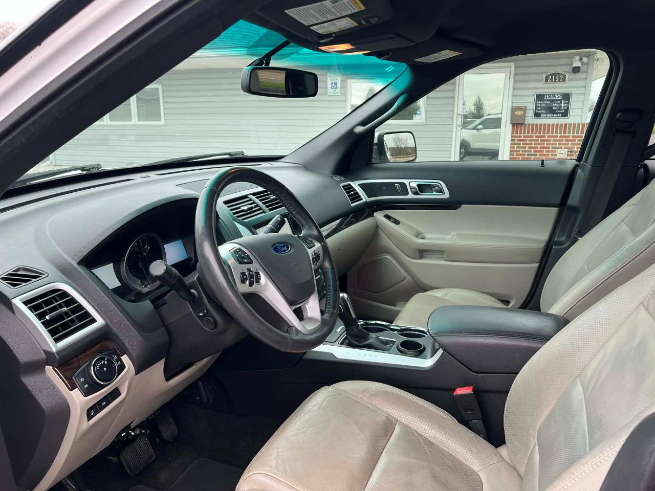 Ford Explorer Limited FWD 2015