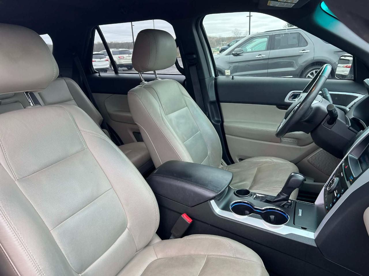 Ford Explorer Limited FWD 2015