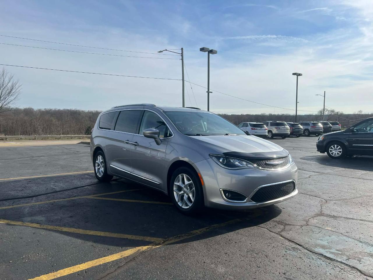 2017 Chrysler Pacifica Touring-L Plus