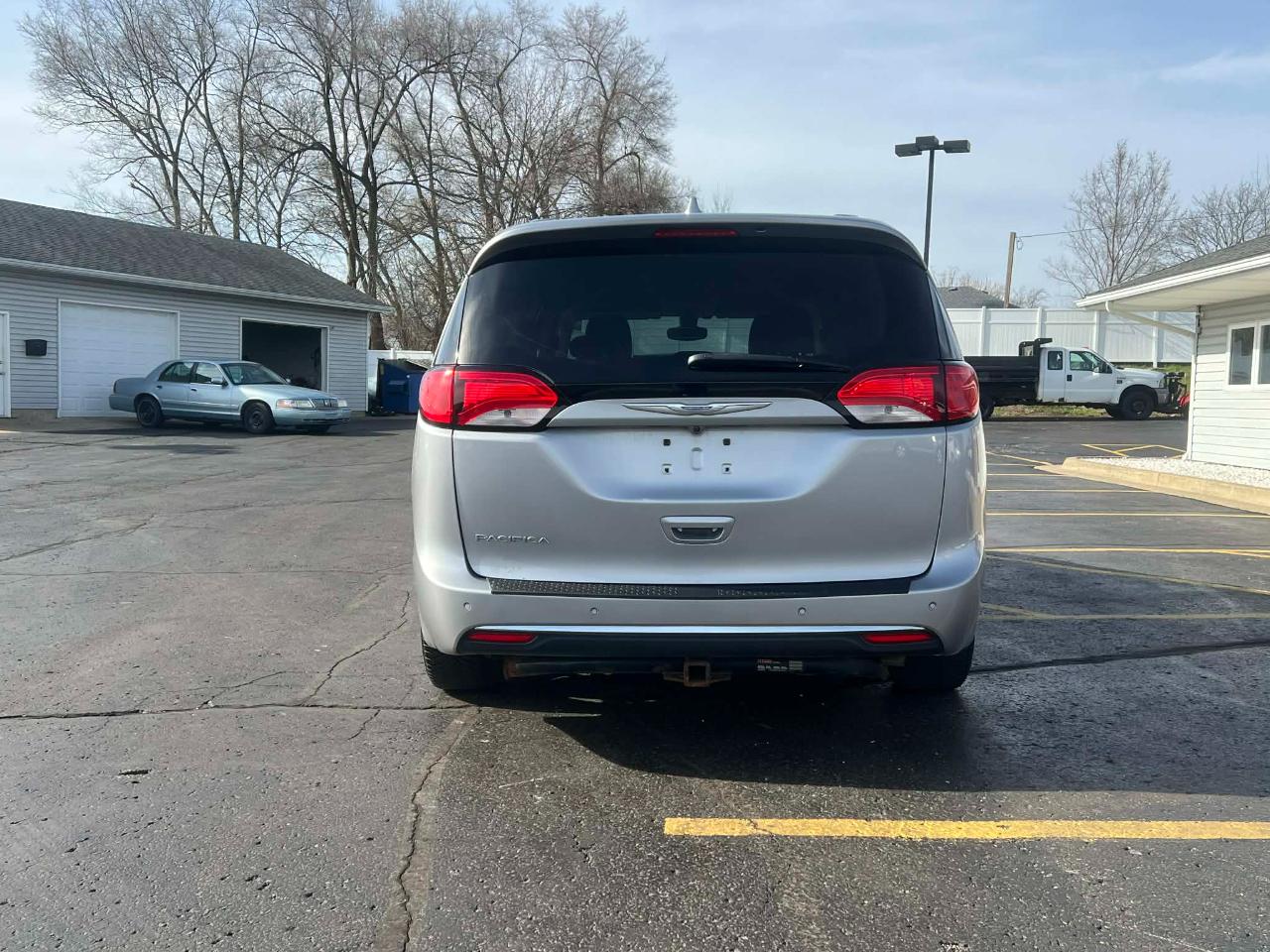 Chrysler Pacifica Touring-L Plus 2017