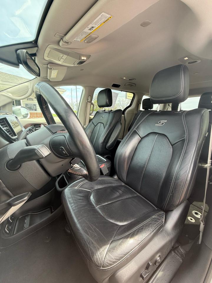 Chrysler Pacifica Touring-L Plus 2017