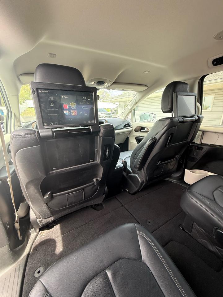 Chrysler Pacifica Touring-L Plus 2017