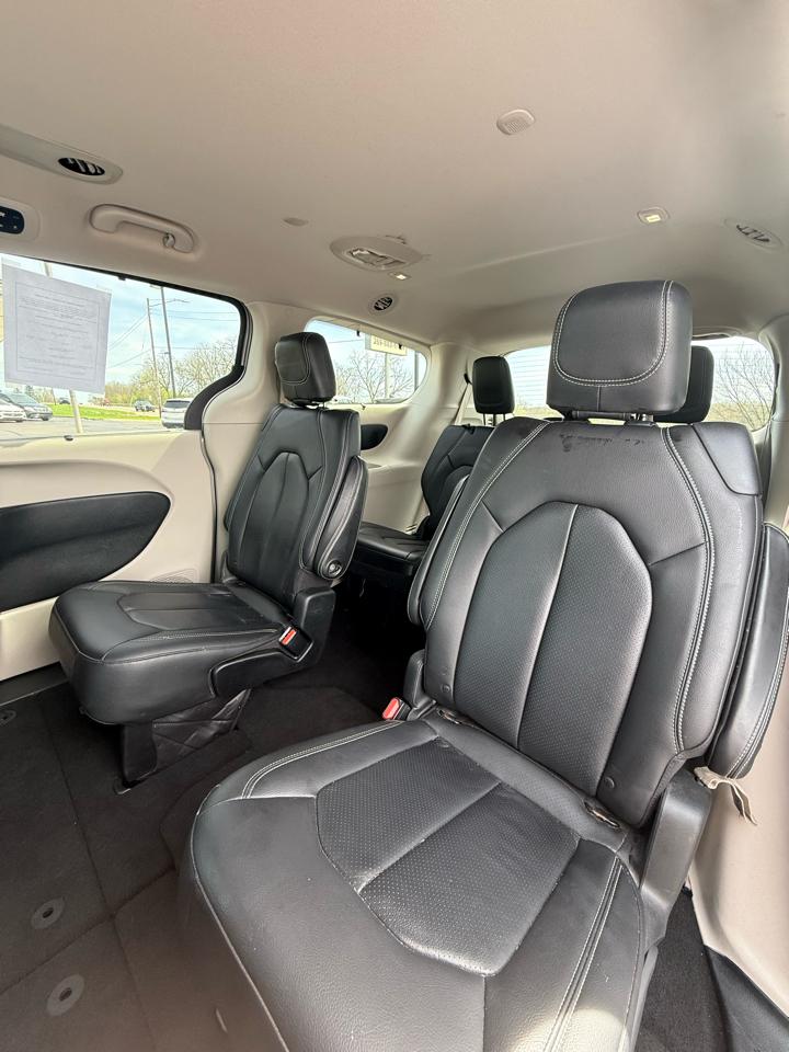 Chrysler Pacifica Touring-L Plus 2017