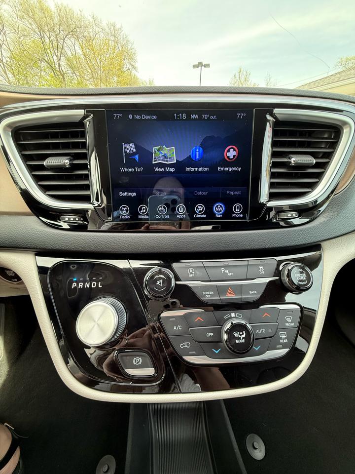 Chrysler Pacifica Touring-L Plus 2017