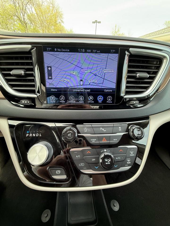 Chrysler Pacifica Touring-L Plus 2017