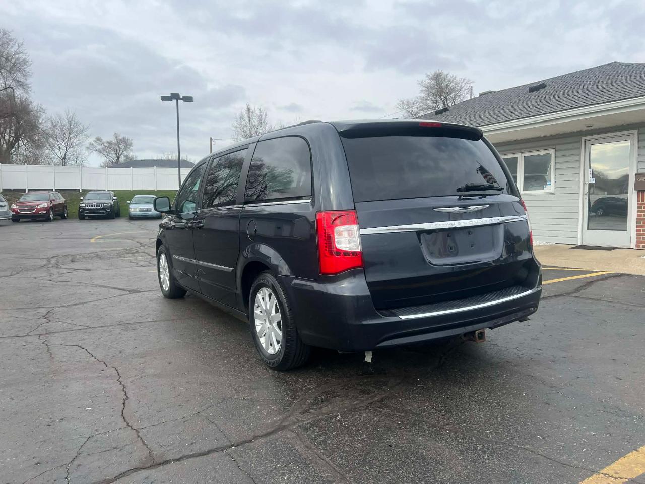 Chrysler Town & Country Touring 2013