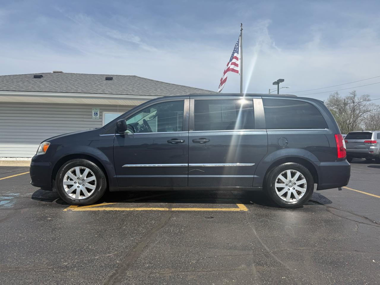 Chrysler Town & Country Touring 2013