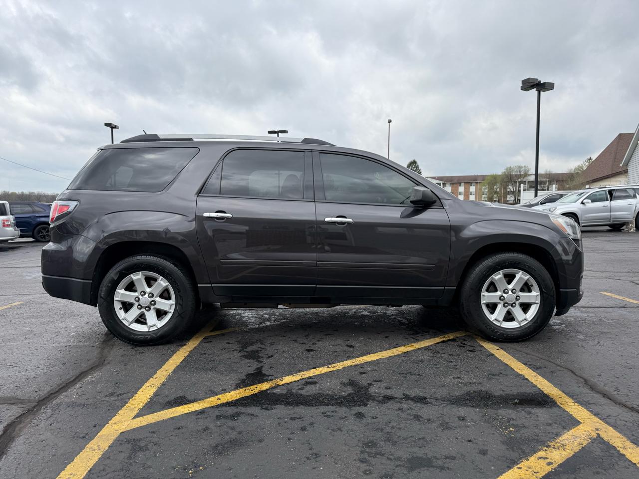 GMC Acadia SLE-2 FWD 2013