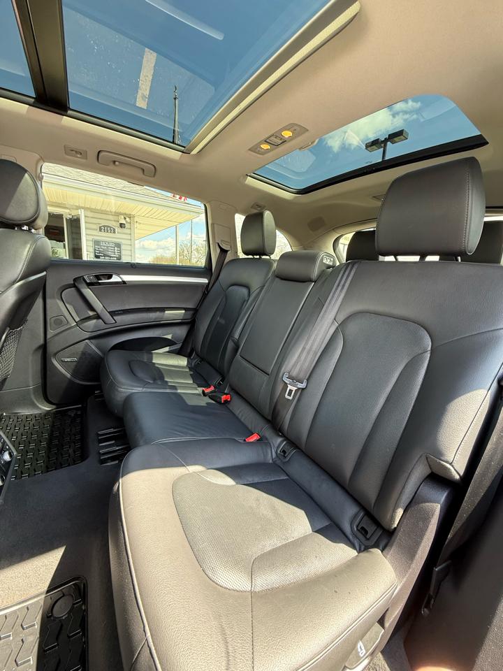 Audi Q7 3.0T Premium Plus quattro 2015