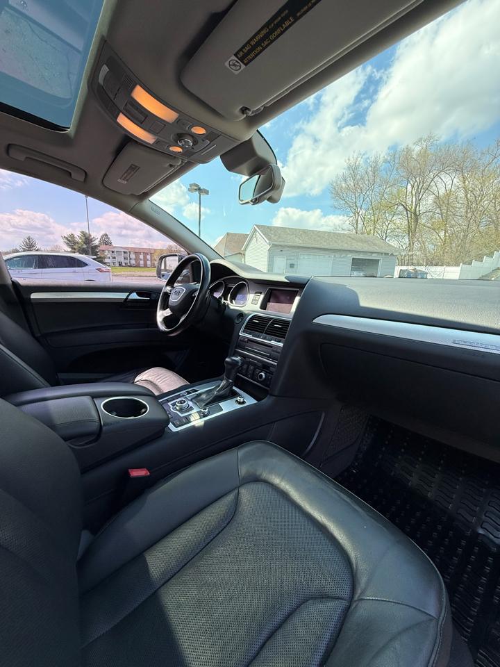 Audi Q7 3.0T Premium Plus quattro 2015