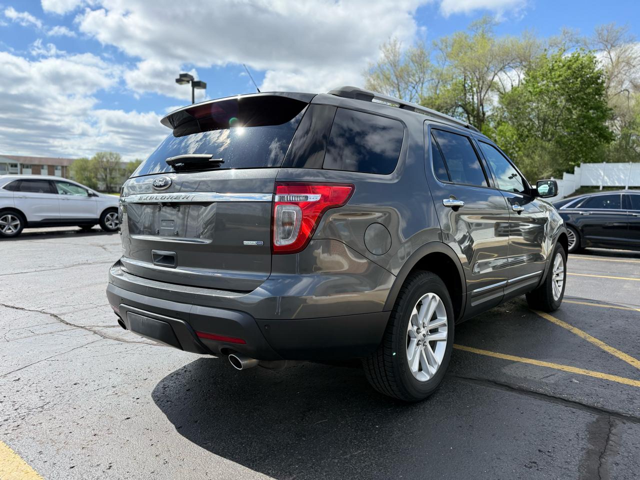 Ford Explorer XLT 4WD 2015