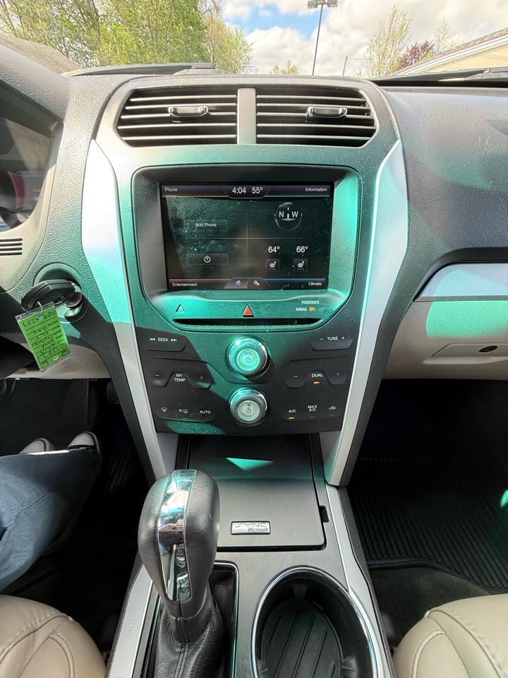 Ford Explorer XLT 4WD 2015