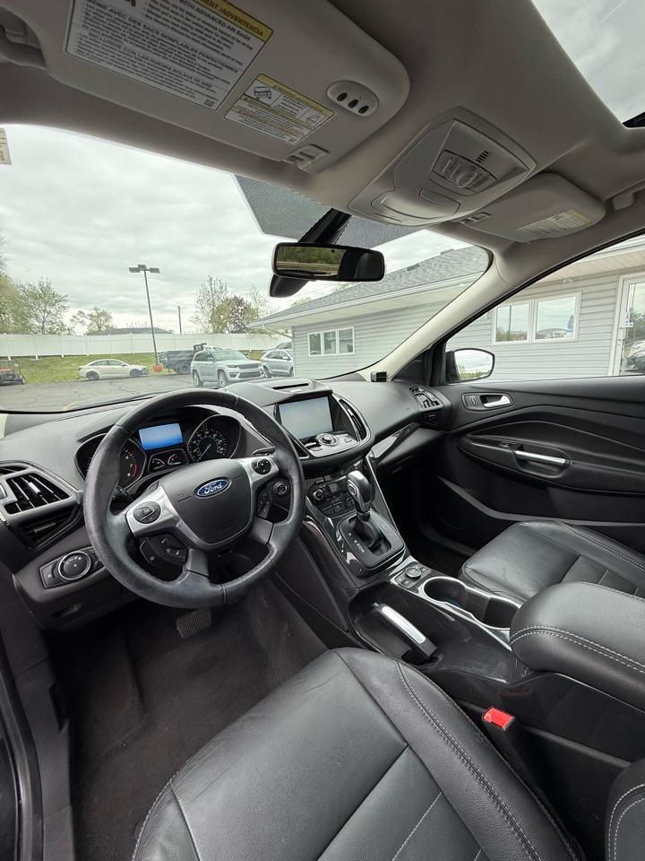Ford Escape Titanium FWD 2014