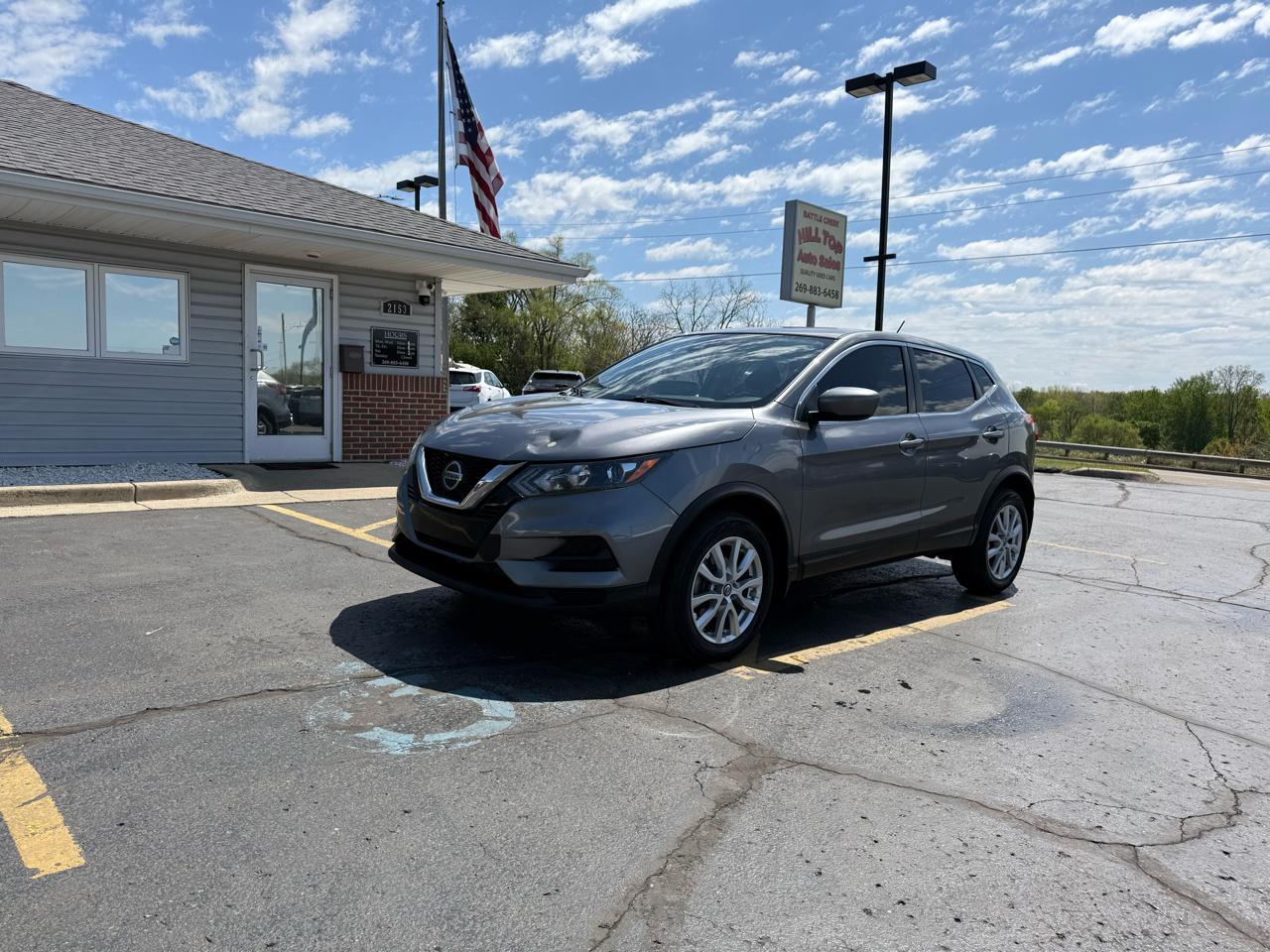 Nissan Rogue Sport S 2020