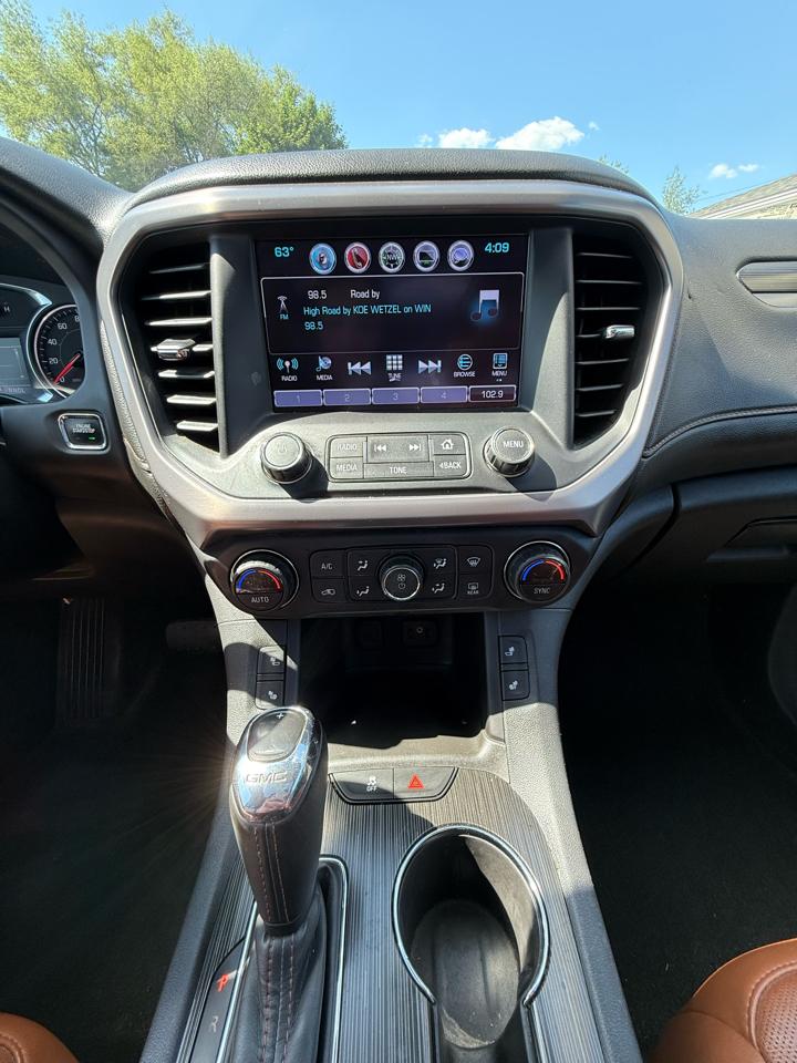 GMC Acadia SLT AWD 2017