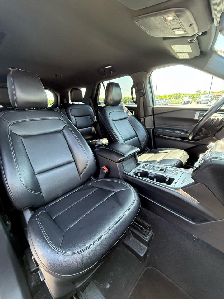 Ford Explorer XLT AWD 2020