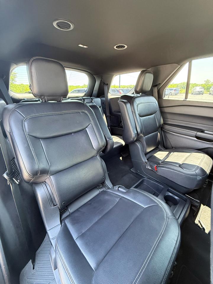 Ford Explorer XLT AWD 2020