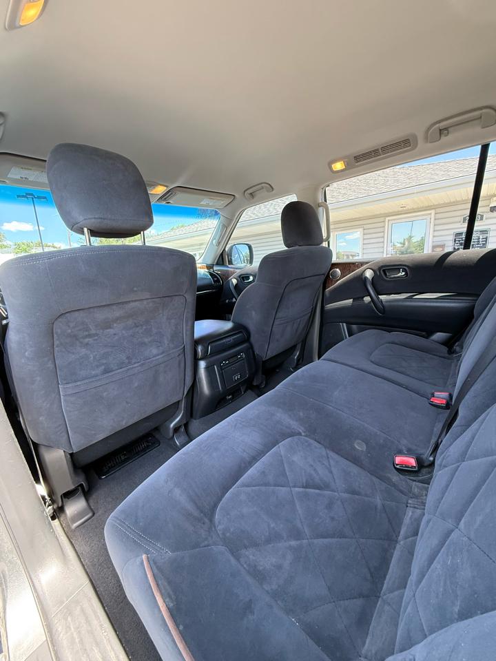Nissan Armada SV AWD 2017