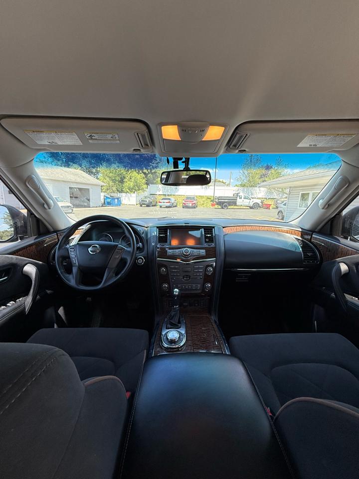 Nissan Armada SV AWD 2017