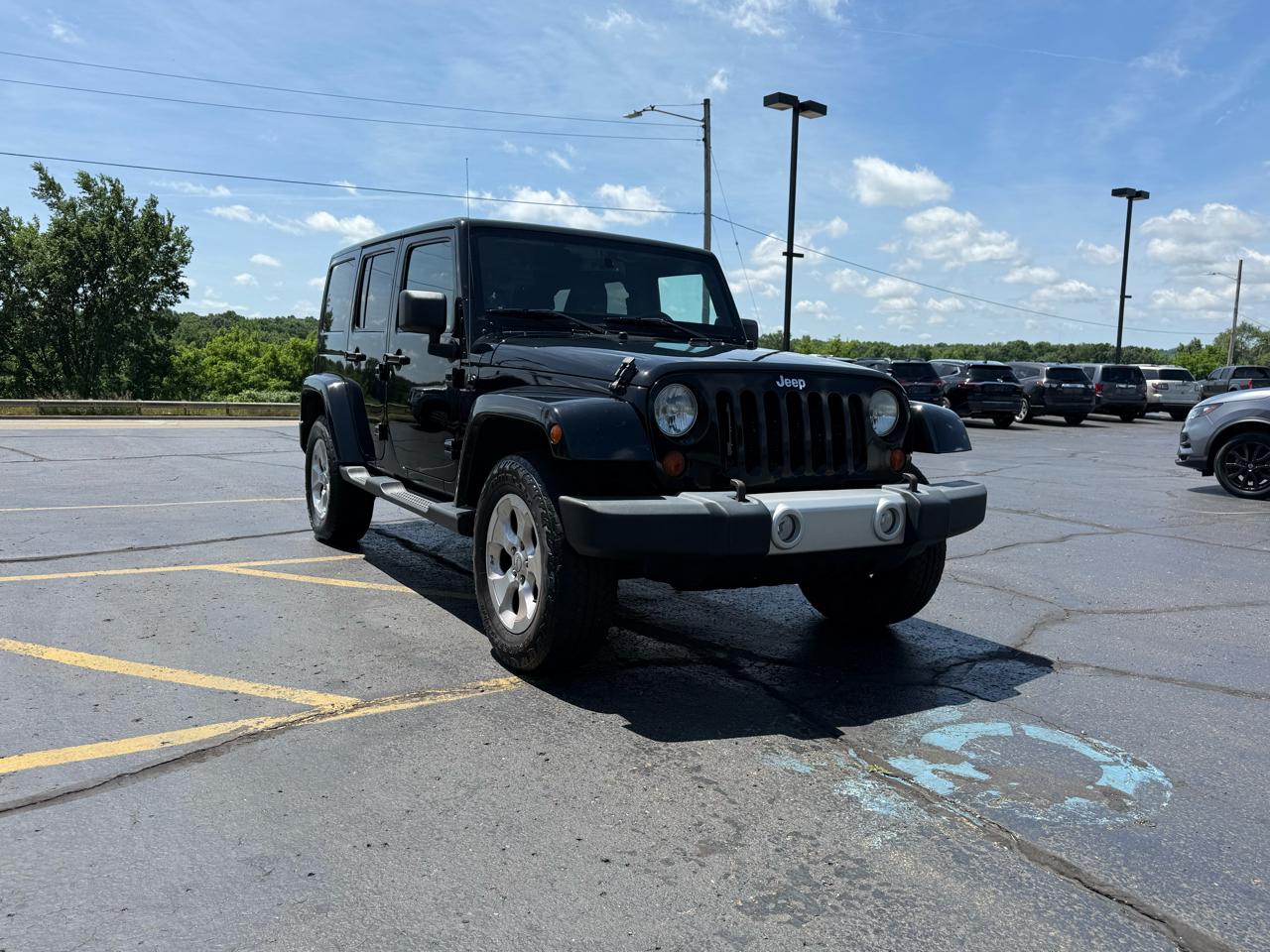 Jeep Wrangler Unlimited Sahara 4WD 2013