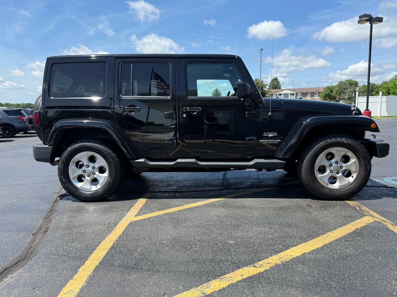 Jeep Wrangler Unlimited Sahara 4WD 2013
